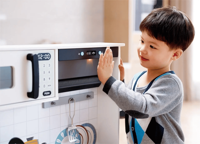 Play Kitchen with Microwave, Lights & Sounds