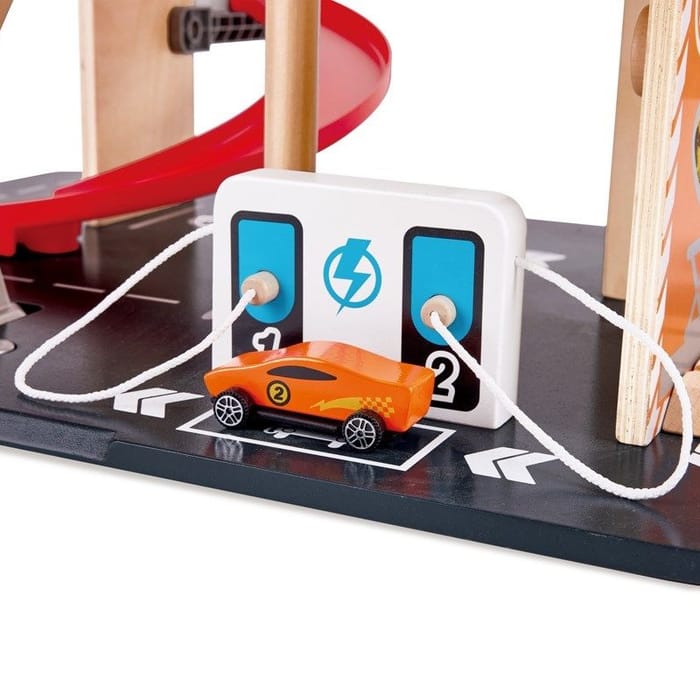 Parking Garage incl. Stunt Ramp