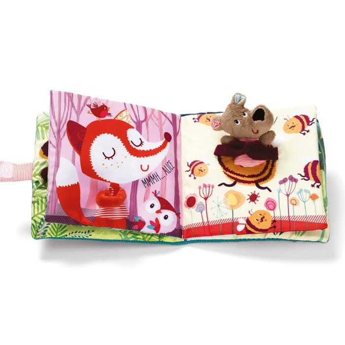 Activity Book - Kiss, César
