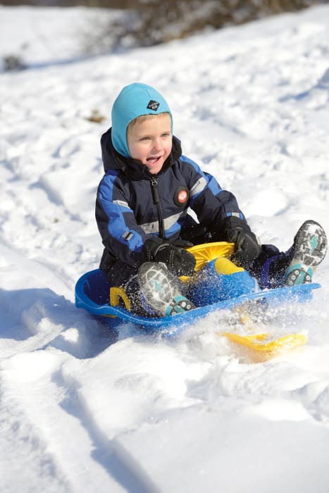 Snow Sled w. Steering & Brakes (assorted colours)
