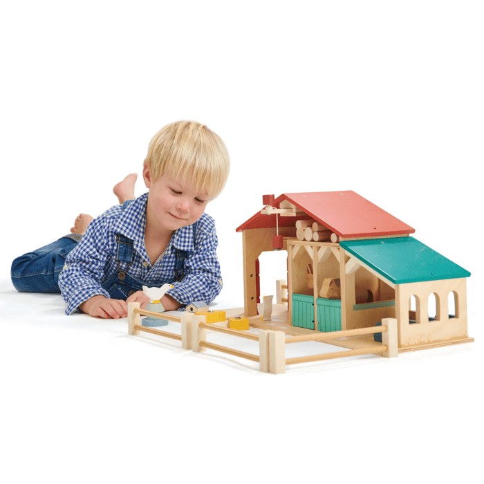 Toy Farm with Animals and Accessories, 22 pcs