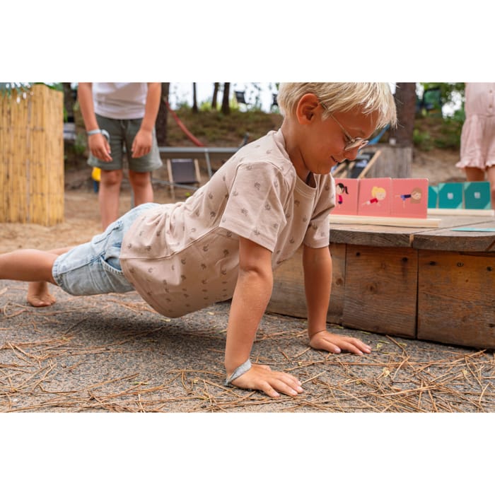Pose & Pair Game