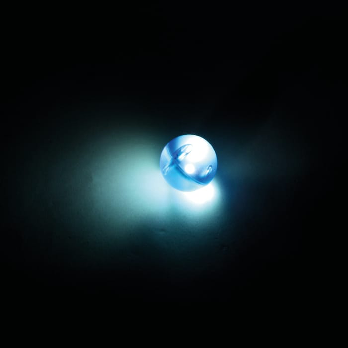 Cleverclixx | Dazzling Lights Balls, 4 pcs