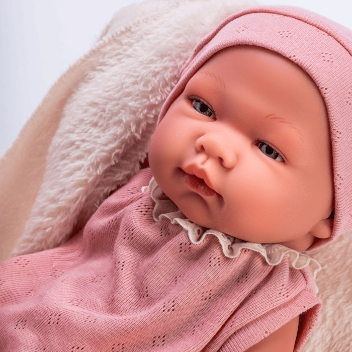 Así Doll 43 cm w. Summer Outfit & Blanket - Maria