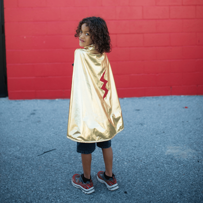 2-in-1 Reversible Cape Gold/Red, Size 5-6 yrs