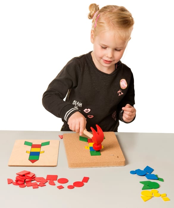 Hammer & Nails Game - Geometric Figures