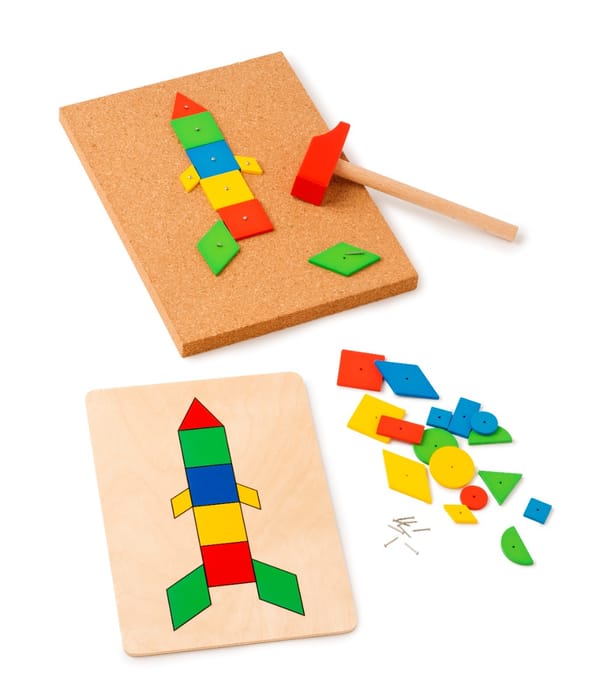 Hammer & Nails Game - Geometric Figures