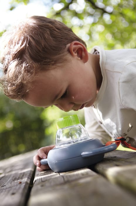 Bug Viewer with Magnifier