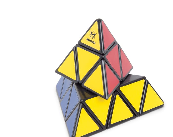 Logic Puzzle - Pyraminx Pyramid Puzzle