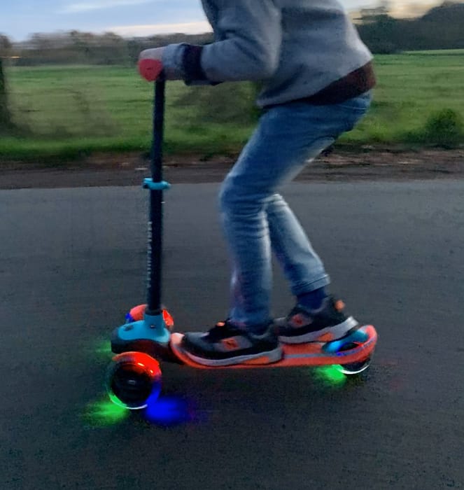 Scooter Scotti GLOW - Mint