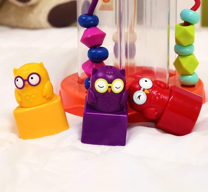 Hooty-Hoo Shape Sorting Toy w. Sounds & Activities