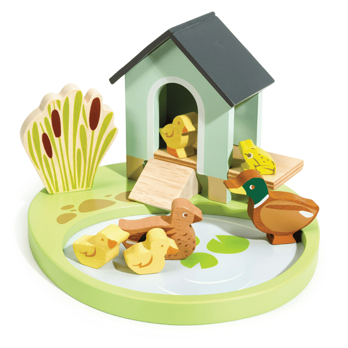 Dollhouse Accessories - Duck House