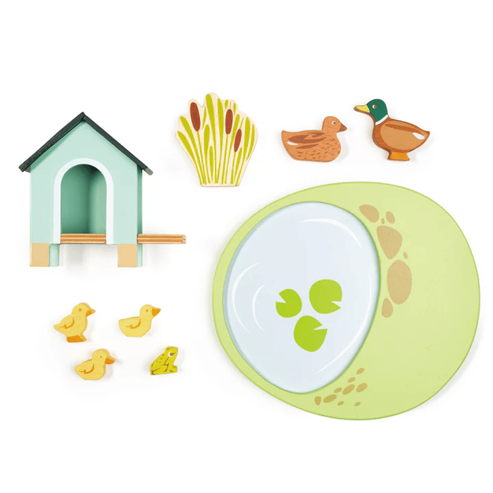 Dollhouse Accessories - Duck House