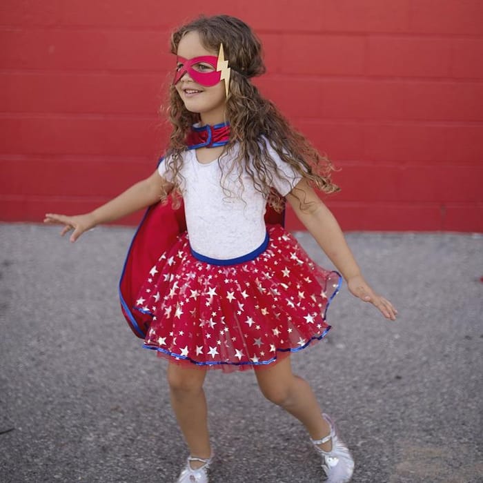 Superheroine Costume w. Skirt & Mask, Size 4-6 yrs