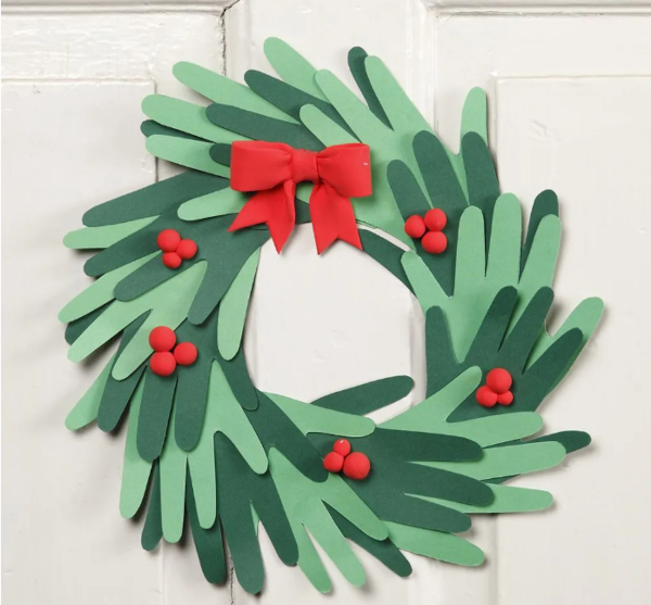 Make easy Christmas crafts with children &ndash; find inspiration right here at Toy Academy