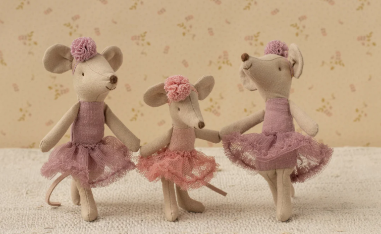 3 ballerina mice from Maileg